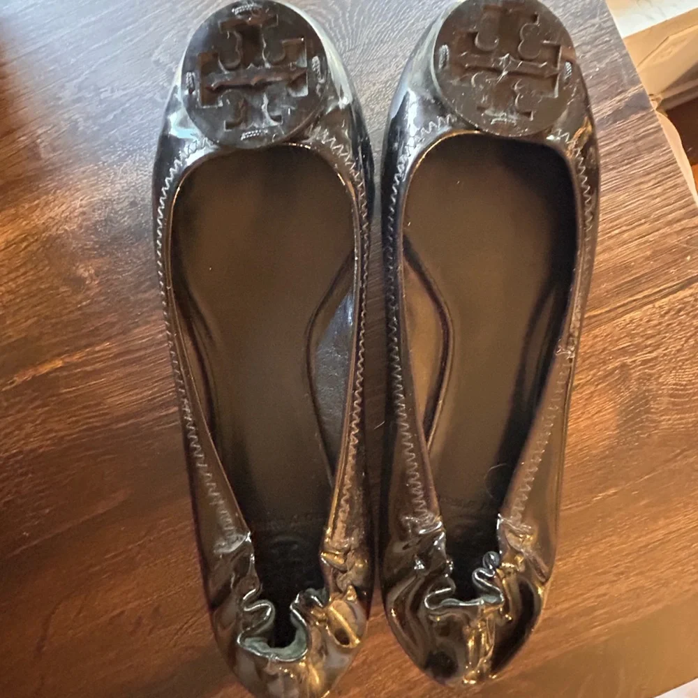 Tory Burch Reva Patent Leather Ballet Flats Shoes